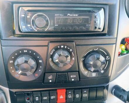 Сірий Івеко TurboDaily, об'ємом двигуна 3 л та пробігом 308 тис. км за 20000 $, фото 8 на Automoto.ua