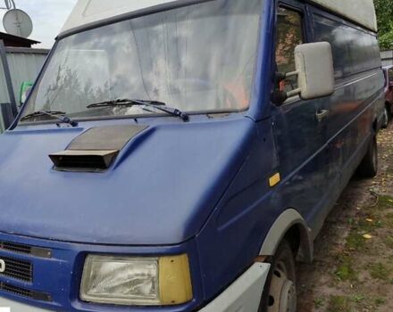 Синий Ивеко TurboDaily, объемом двигателя 2.8 л и пробегом 492 тыс. км за 2800 $, фото 1 на Automoto.ua
