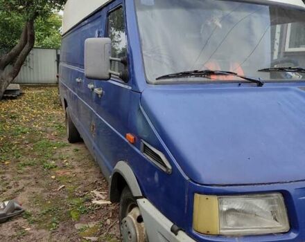 Синий Ивеко TurboDaily, объемом двигателя 2.8 л и пробегом 492 тыс. км за 2800 $, фото 2 на Automoto.ua