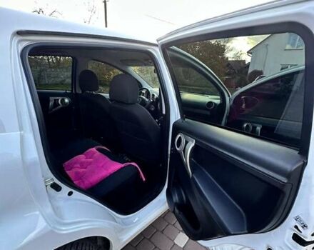 Белый Джак Джей2, объемом двигателя 1 л и пробегом 45 тыс. км за 4500 $, фото 1 на Automoto.ua