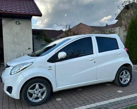 Белый Джак Джей2, объемом двигателя 1 л и пробегом 45 тыс. км за 4500 $, фото 5 на Automoto.ua