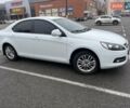 Белый Джак Джей5, объемом двигателя 1.5 л и пробегом 16 тыс. км за 6500 $, фото 1 на Automoto.ua