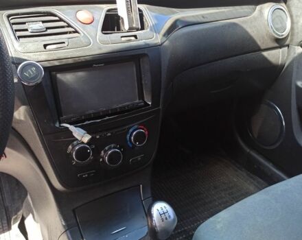 Белый Джак Джей5, объемом двигателя 1.5 л и пробегом 193 тыс. км за 3299 $, фото 9 на Automoto.ua