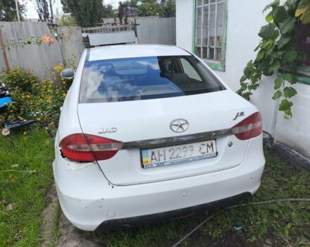 Белый Джак Джей5, объемом двигателя 1.5 л и пробегом 113 тыс. км за 1702 $, фото 1 на Automoto.ua