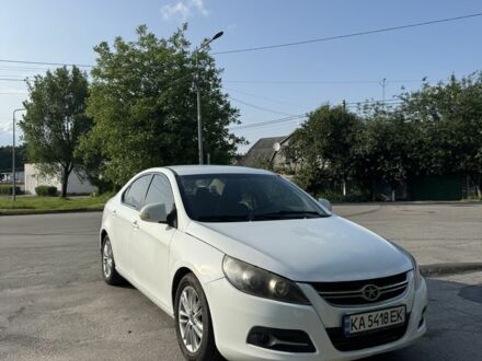 Джак Джей5 2014 в Киеве на Automoto.ua Белый Джак Джей5, объемом двигателя 1.8 л и пробегом 112 тыс. км за 4499 $, фото 1 на Automoto.ua