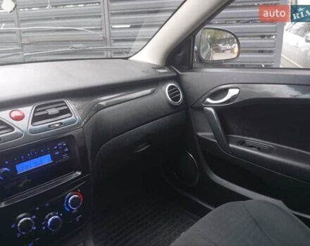 Черный Джак Джей5, объемом двигателя 1.5 л и пробегом 216 тыс. км за 3800 $, фото 2 на Automoto.ua