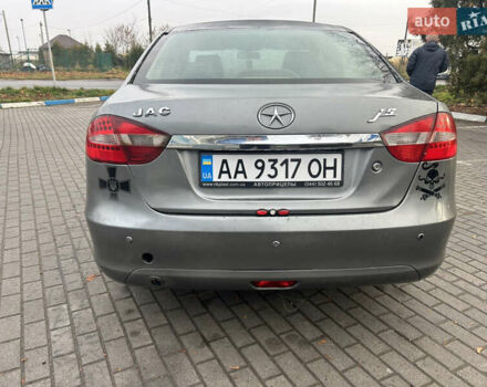 Серый Джак Джей5, объемом двигателя 1.5 л и пробегом 310 тыс. км за 1200 $, фото 4 на Automoto.ua