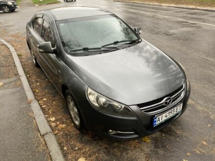 Джак Джей5 2014 у Обухове на Automoto.ua Сірий Джак Джей5, об'ємом двигуна 1.5 л та пробігом 255 тис. км за 3500 $, фото 1 на Automoto.ua