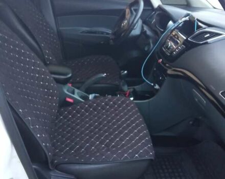 Джак Джей6 2015 в Тернополе на Automoto.ua Белый Джак Джей6, объемом двигателя 2 л и пробегом 88 тыс. км за 9000 $, фото 16 на Automoto.ua