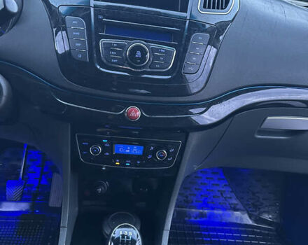 Серый Джак Джей6, объемом двигателя 2 л и пробегом 104 тыс. км за 6100 $, фото 28 на Automoto.ua