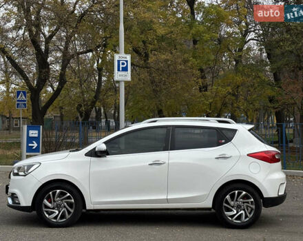 Белый Джак С2, объемом двигателя 1.5 л и пробегом 100 тыс. км за 8799 $, фото 5 на Automoto.ua