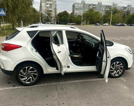 Джак С2 2016 у Славянске на Automoto.ua Білий Джак С2, об'ємом двигуна 1.5 л та пробігом 51 тис. км за 9000 $, фото 3 на Automoto.ua