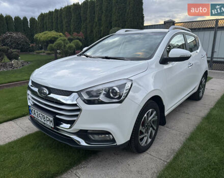 Белый Джак С2, объемом двигателя 1.5 л и пробегом 118 тыс. км за 7300 $, фото 1 на Automoto.ua