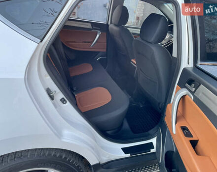 Білий Джак С5, об'ємом двигуна 2 л та пробігом 80 тис. км за 8700 $, фото 13 на Automoto.ua