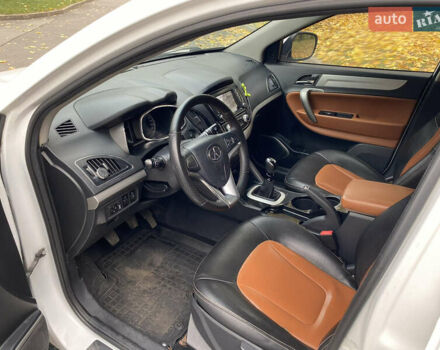 Белый Джак С5, объемом двигателя 2 л и пробегом 186 тыс. км за 7000 $, фото 5 на Automoto.ua