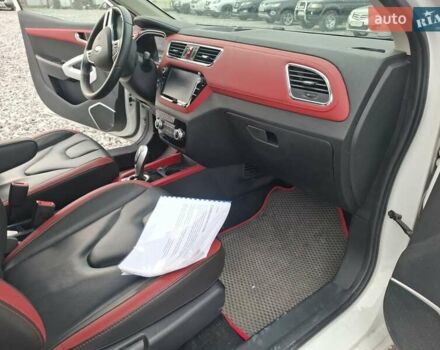 Білий Джак iEV7S, об'ємом двигуна 0 л та пробігом 12 тис. км за 14000 $, фото 15 на Automoto.ua