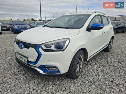 Белый Джак iEV7S, объемом двигателя 0 л и пробегом 12 тыс. км за 14000 $, фото 1 на Automoto.ua