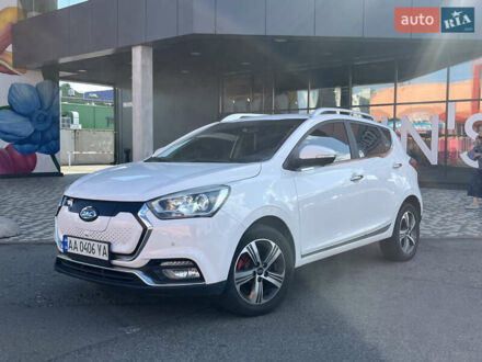 Джак iEV7S 2019 в Киеве на Automoto.ua Белый Джак iEV7S, объемом двигателя 0 л и пробегом 59 тыс. км за 10990 $, фото 1 на Automoto.ua