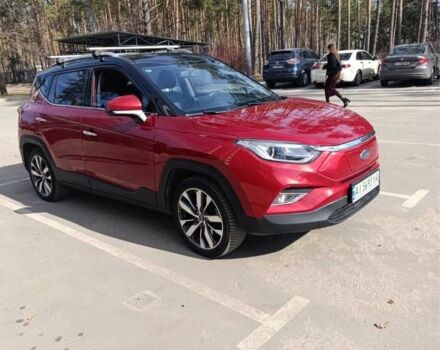 Красный Джак iEVS4, объемом двигателя 0 л и пробегом 80 тыс. км за 15000 $, фото 1 на Automoto.ua