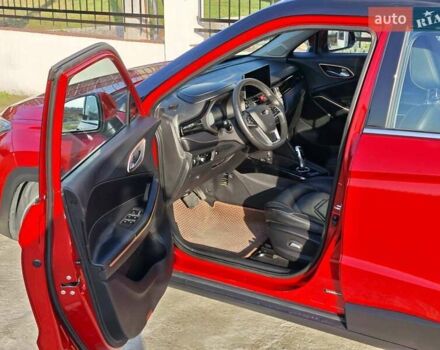 Красный Джак iEVS4, объемом двигателя 0 л и пробегом 70 тыс. км за 15000 $, фото 9 на Automoto.ua