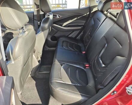 Красный Джак iEVS4, объемом двигателя 0 л и пробегом 70 тыс. км за 15000 $, фото 7 на Automoto.ua