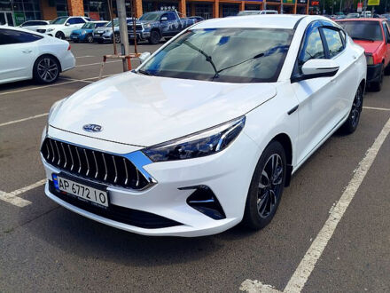 Джак J7 2021 в Кривом Роге на Automoto.ua Белый Джак J7, объемом двигателя 1.5 л и пробегом 22 тыс. км за 11500 $, фото 1 на Automoto.ua