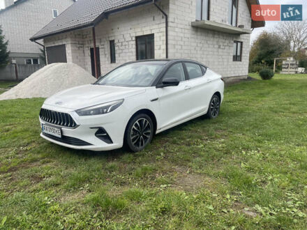 Джак J7 2022 у Львові на Automoto.ua Білий Джак J7, об'ємом двигуна 0 л та пробігом 80 тис. км за 5750 $, фото 1 на Automoto.ua