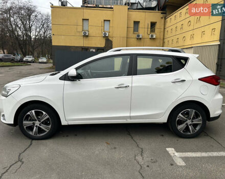 Белый Джак JS2, объемом двигателя 1.5 л и пробегом 196 тыс. км за 8900 $, фото 3 на Automoto.ua