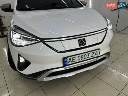 Джак M1 2019 у Дніпро (Дніпропетровську) на Automoto.ua Білий Джак M1, об'ємом двигуна 0 л та пробігом 60 тис. км за 15999 $, фото 1 на Automoto.ua