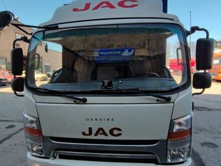 Белый Джак N75, объемом двигателя 3.8 л и пробегом 73 тыс. км за 18000 $, фото 1 на Automoto.ua