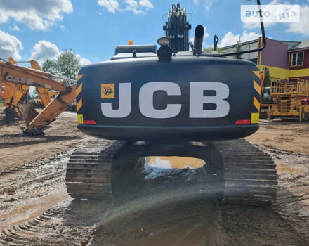 ЖЦБ 220, объемом двигателя 0 л и пробегом 6 тыс. км за 52209 $, фото 6 на Automoto.ua