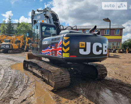 ЖЦБ 220, объемом двигателя 0 л и пробегом 6 тыс. км за 52209 $, фото 2 на Automoto.ua