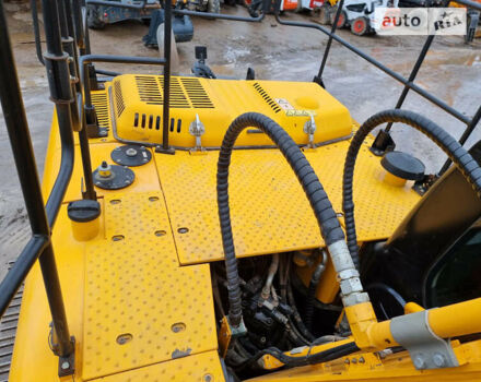 ЖЦБ 220, объемом двигателя 0 л и пробегом 3 тыс. км за 75413 $, фото 15 на Automoto.ua