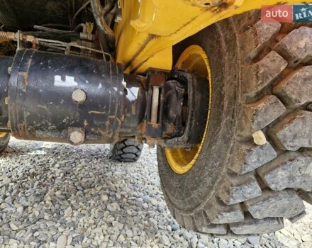 Жовтий ЖЦБ 2ЦКС, об'ємом двигуна 4 л та пробігом 250 тис. км за 51003 $, фото 38 на Automoto.ua
