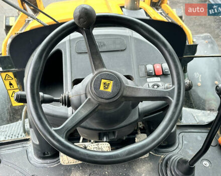 ЖЦБ 3ЦКС, об'ємом двигуна 4.4 л та пробігом 4 тис. км за 82273 $, фото 9 на Automoto.ua