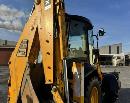 Желтый ЖЦБ 3ЦКС, объемом двигателя 4 л и пробегом 4 тыс. км за 23100 $, фото 2 на Automoto.ua