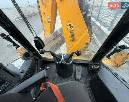 Желтый ЖЦБ 3ЦКС, объемом двигателя 4.4 л и пробегом 1 тыс. км за 68331 $, фото 23 на Automoto.ua