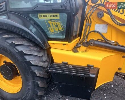 Жовтий ЖЦБ 3ЦКС, об'ємом двигуна 4 л та пробігом 11 тис. км за 33200 $, фото 12 на Automoto.ua