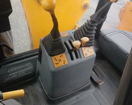 Жовтий ЖЦБ 3ЦКС, об'ємом двигуна 4 л та пробігом 11 тис. км за 33200 $, фото 10 на Automoto.ua