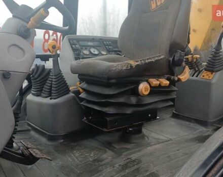 Жовтий ЖЦБ 3ЦКС, об'ємом двигуна 4 л та пробігом 11 тис. км за 33200 $, фото 6 на Automoto.ua