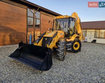 Желтый ЖЦБ 3ЦКС, объемом двигателя 4.4 л и пробегом 540 тыс. км за 58140 $, фото 9 на Automoto.ua