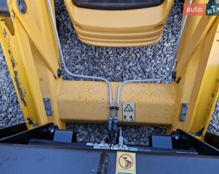 Желтый ЖЦБ 3ЦКС, объемом двигателя 4.4 л и пробегом 540 тыс. км за 58140 $, фото 13 на Automoto.ua