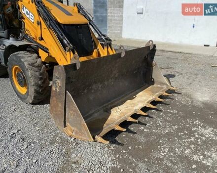 Желтый ЖЦБ 3ЦКС, объемом двигателя 0 л и пробегом 8 тыс. км за 45999 $, фото 2 на Automoto.ua