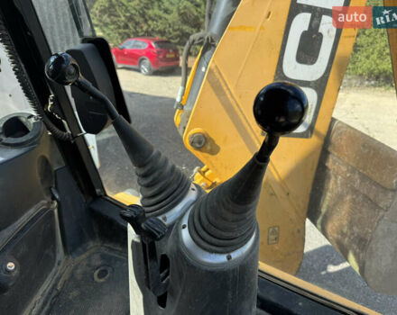 Желтый ЖЦБ 3ЦКС, объемом двигателя 4.4 л и пробегом 2 тыс. км за 81220 $, фото 18 на Automoto.ua