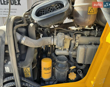 Желтый ЖЦБ 3ЦКС, объемом двигателя 4.4 л и пробегом 2 тыс. км за 81220 $, фото 10 на Automoto.ua