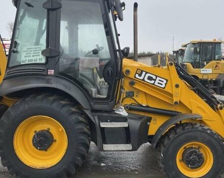 Жовтий ЖЦБ 3ЦКС, об'ємом двигуна 4.4 л та пробігом 0 тис. км за 73000 $, фото 3 на Automoto.ua