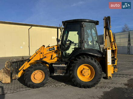 Желтый ЖЦБ 3ЦКС, объемом двигателя 4 л и пробегом 4 тыс. км за 23100 $, фото 1 на Automoto.ua