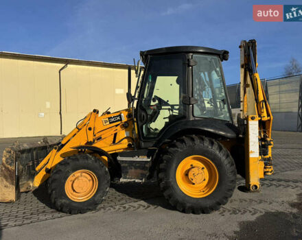 Желтый ЖЦБ 3ЦКС, объемом двигателя 4 л и пробегом 4 тыс. км за 23100 $, фото 1 на Automoto.ua