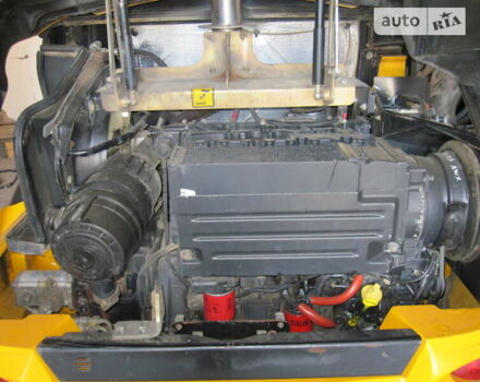 Жовтий ЖЦБ 406, об'ємом двигуна 4.4 л та пробігом 1 тис. км за 35850 $, фото 8 на Automoto.ua