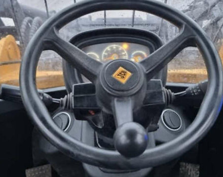 ЖЦБ 411, объемом двигателя 0 л и пробегом 8 тыс. км за 43602 $, фото 11 на Automoto.ua